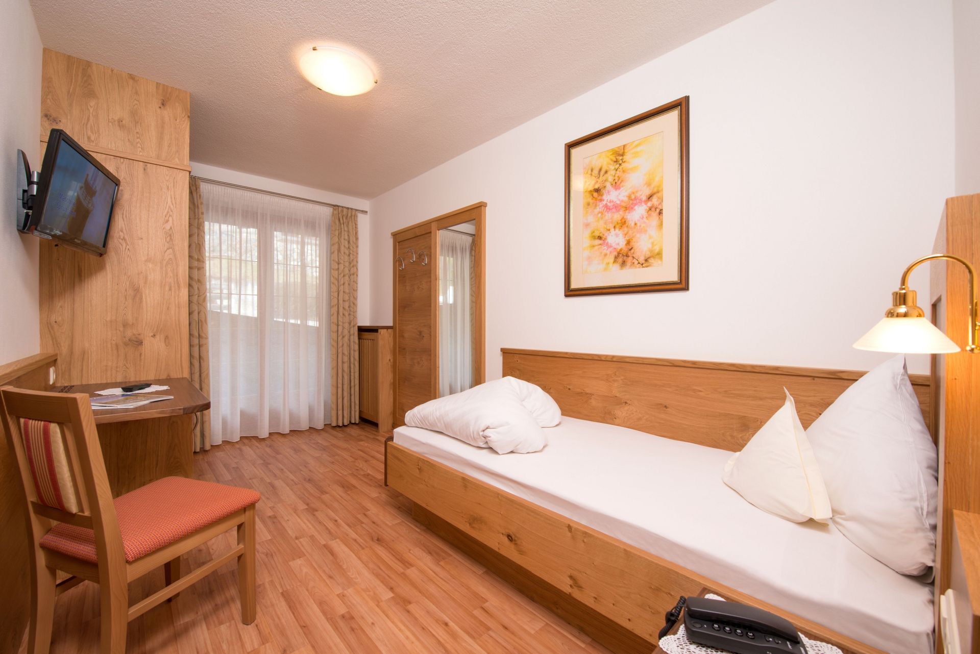 Einzelzimmer mit Bergblick