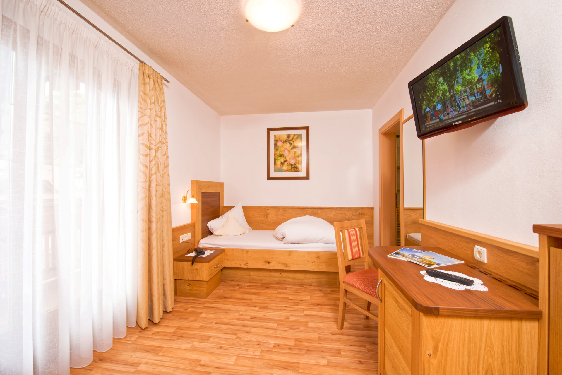 Einzelzimmer mit Talblick